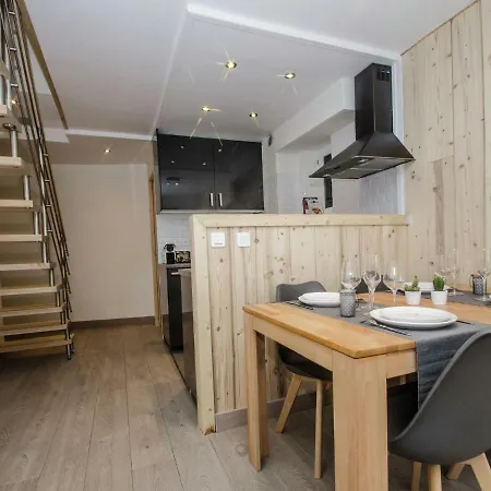 Peaceful With Terrace In Chamonix-mont-blanc Apartment *